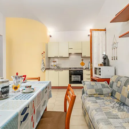 Appartement Trilocale Via Trentino 1 San Teodoro (Sardinia)