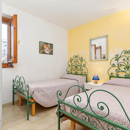 Appartement Trilocale Via Trentino 1 San Teodoro (Sardinia)