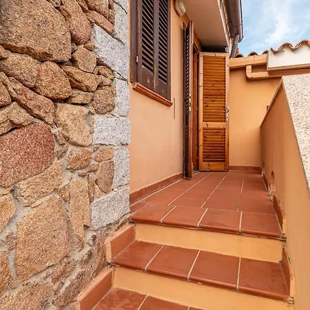 Appartement Trilocale Via Trentino 1 San Teodoro (Sardinia)